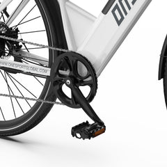 Close-up of a ONESPORT OT12 Urban Electric bicycle chain and gear system on a white background
